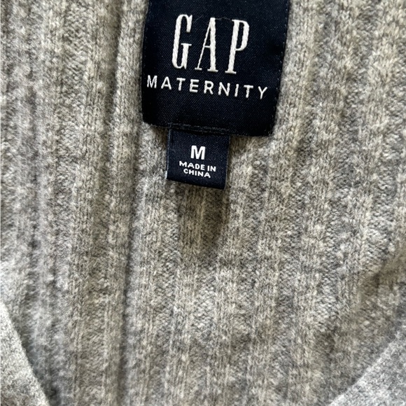 Gap Maternity dress bundle - Picture 4 of 7